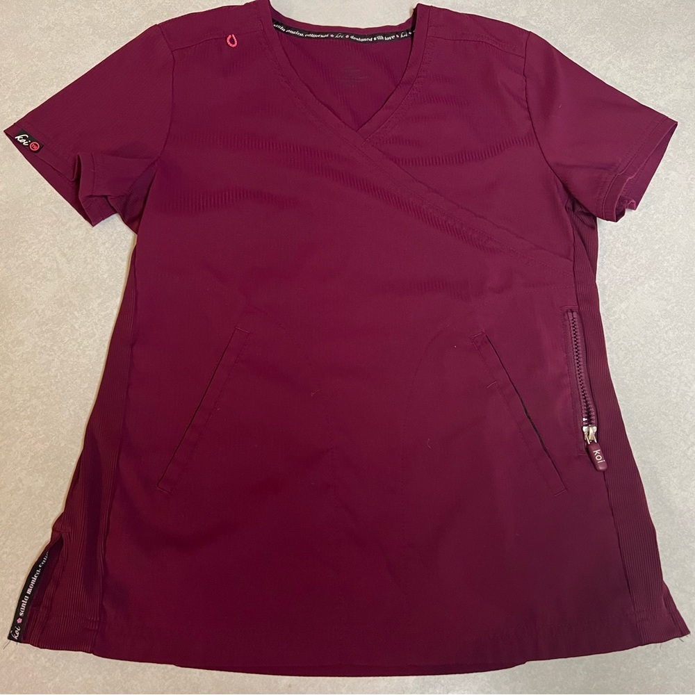 Scrub set